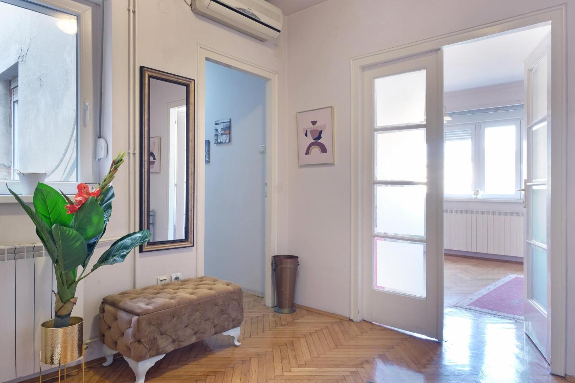 Windows City Apartment Belgrado Exterior foto